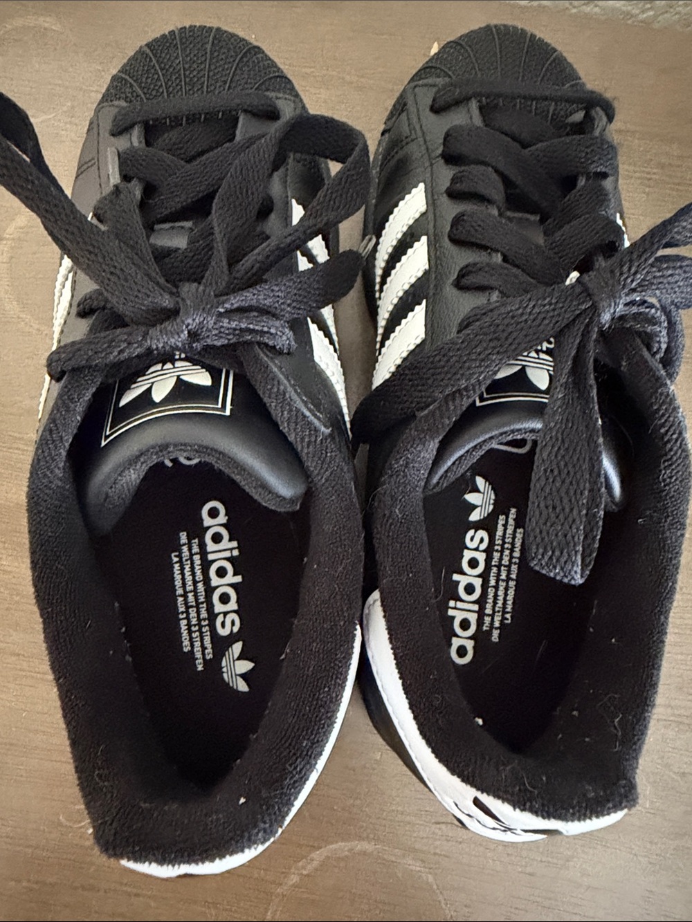 adidas superstar Kids Black and White Low-Top Sneakers - Picture 4 of 8
